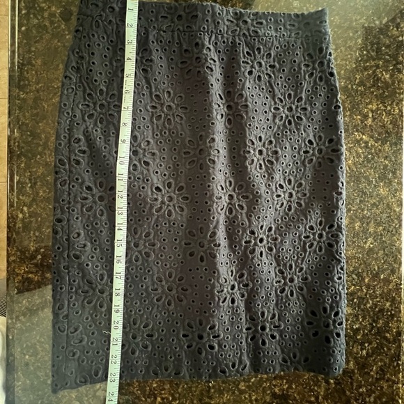 J. Crew Women's No.2 Pencil Pointelle Navy Blue Lined Cotton Skirt, Size 4 - Picture 9 of 10